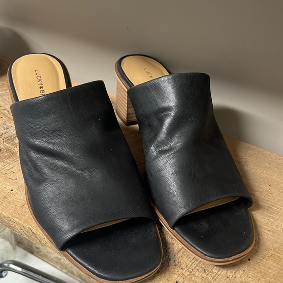 Lucky Brand slip on sandal size 10 - Picture 2 of 4